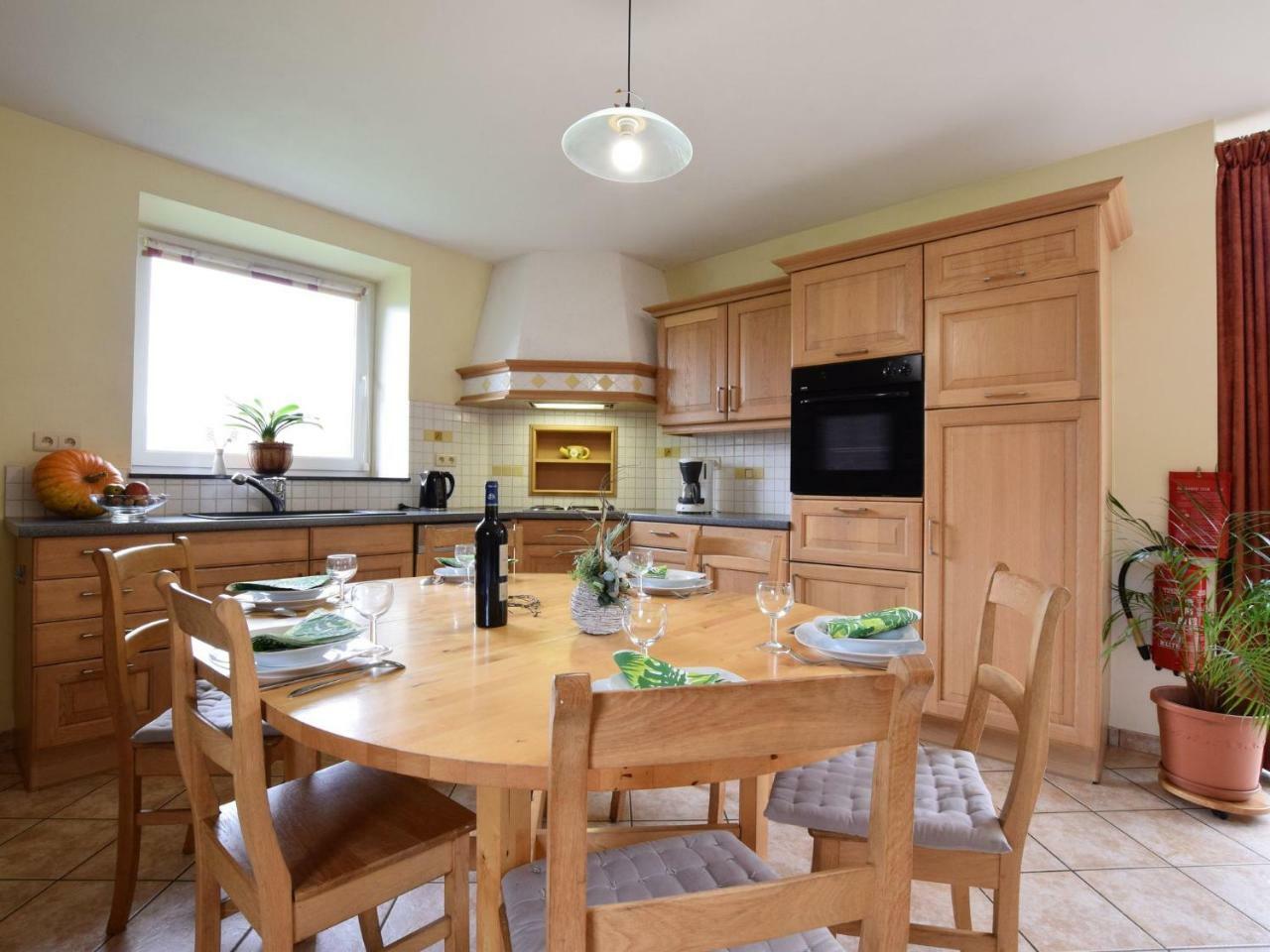 Comfortable Cottage In Neufmoulin With Meadow View Houffalize Buitenkant foto