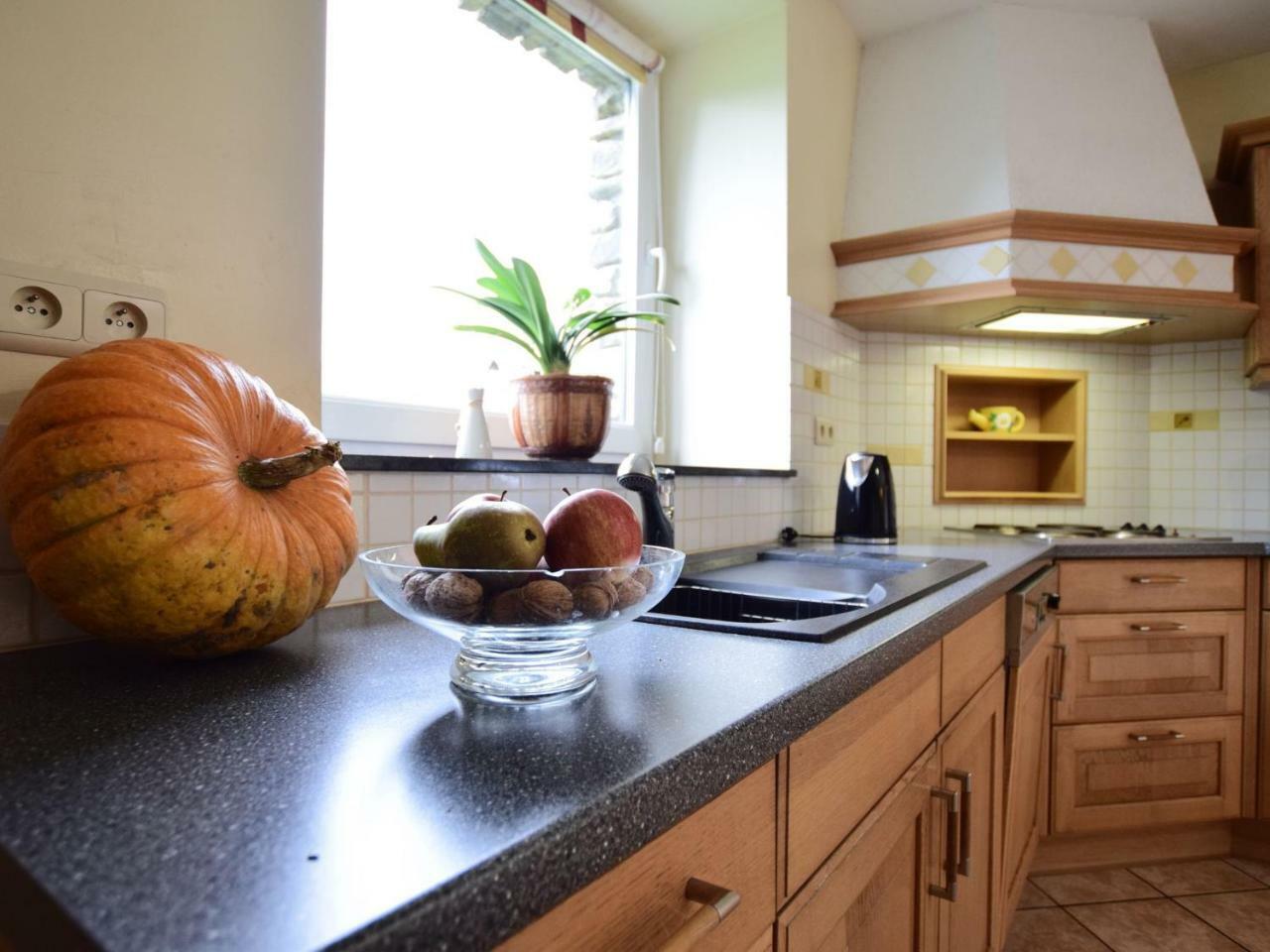 Comfortable Cottage In Neufmoulin With Meadow View Houffalize Buitenkant foto